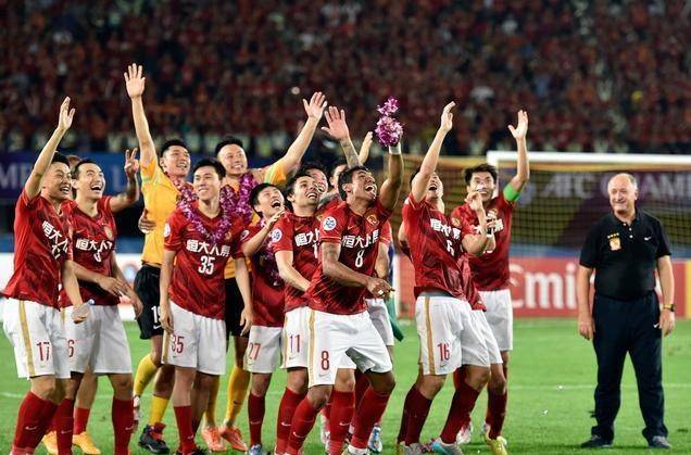 谁才是中超的中流砥柱?明日18:00广州恒大淘宝VS山东鲁能泰山|milan米兰(图4)
谁才是中超的中流砥柱?明日18:00广州恒大淘宝VS山东鲁能泰山|milan米兰(图4)